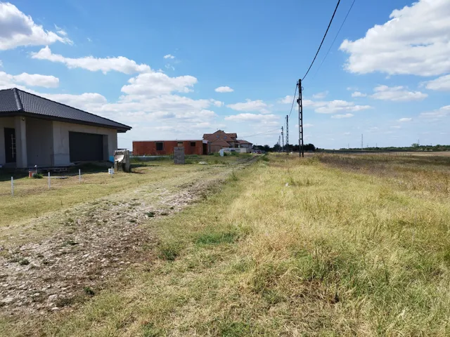 Eladó telek Hatvan 1438 nm