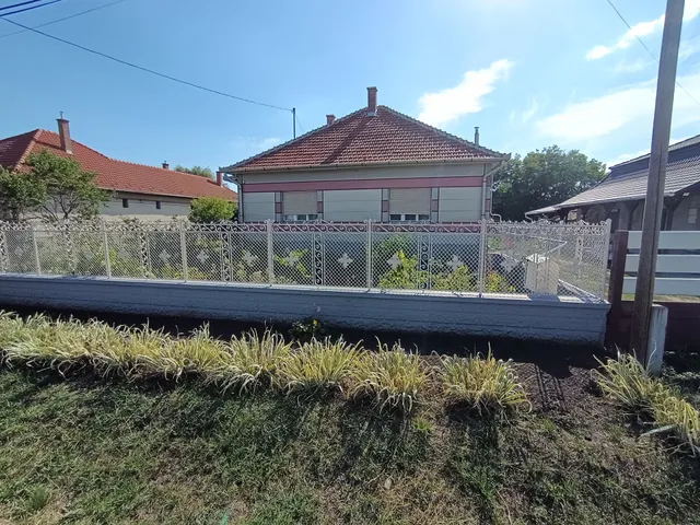Eladó ház Hort 125 nm