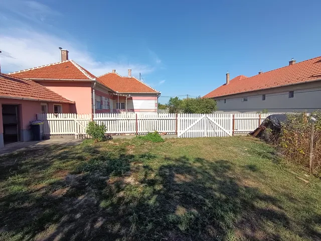 Eladó ház Hort 125 nm
