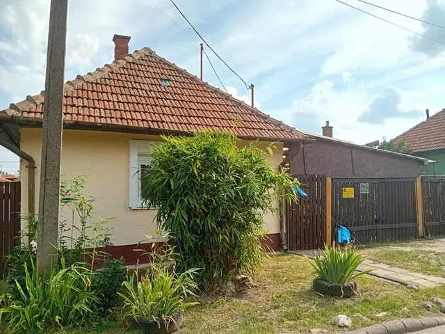Eladó ház Mezőkövesd 82 nm