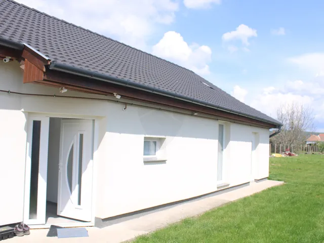 Eladó ház Lőrinci 120 nm