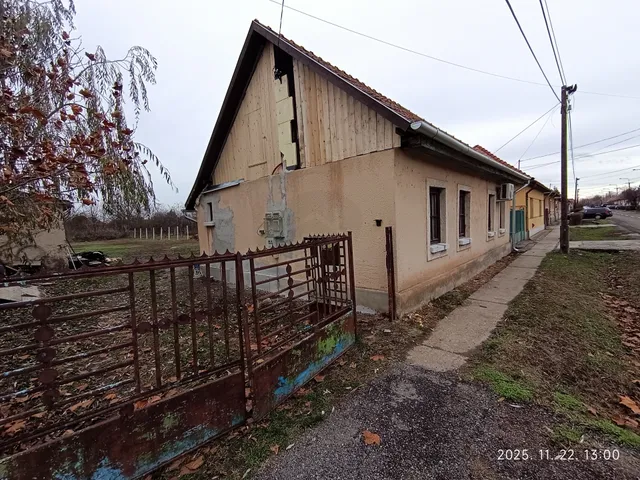 Eladó ház Lőrinci 65 nm
