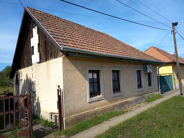 Eladó ház Lőrinci 65 nm