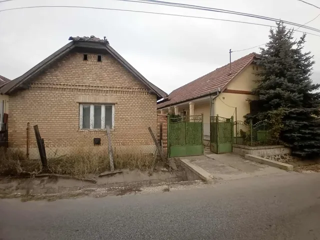 Eladó ház Tura 83 nm