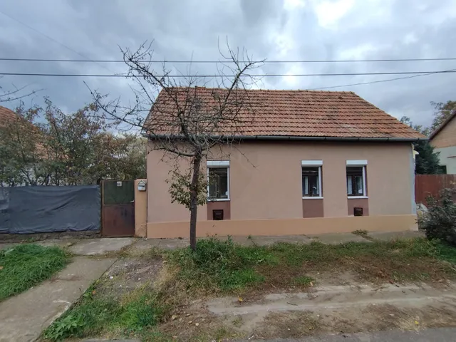 Kiadó ház Hatvan 45 nm