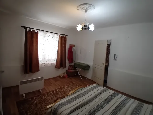 Eladó ház Apc 64 nm