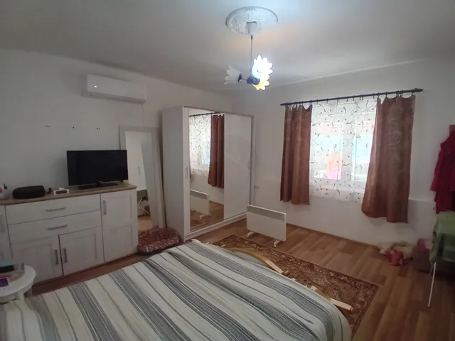 Eladó ház Apc 64 nm