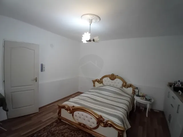 Eladó ház Apc 64 nm