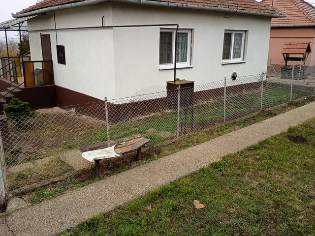 Eladó ház Ecséd 65 nm