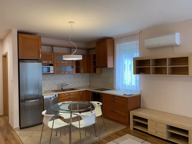 Kiadó lakás Hatvan 68 nm