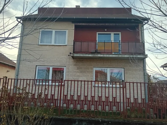 Eladó ház Heréd 184 nm