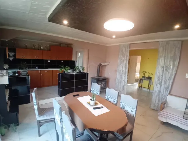 Eladó ház Valkó 76 nm