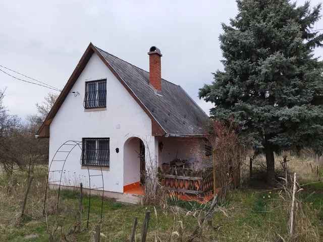 Eladó ház Hatvan 45 nm