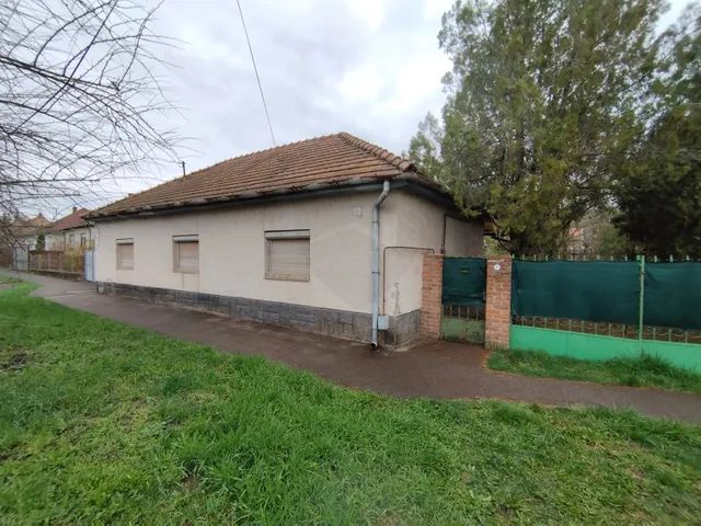 Eladó ház Apc 90 nm