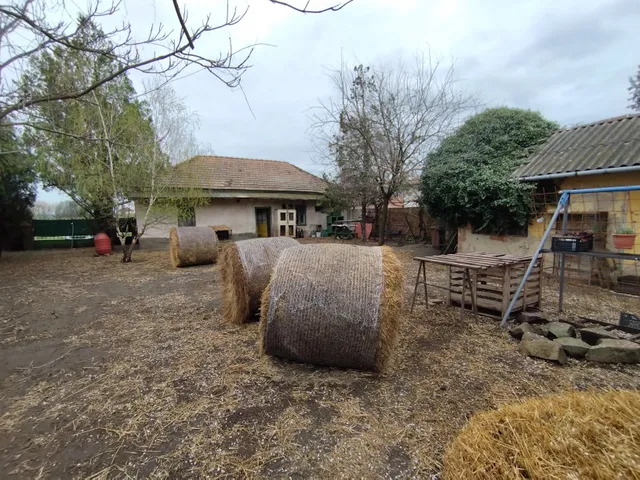 Eladó ház Apc 90 nm