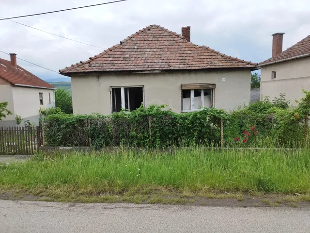 Eladó ház Szűcsi 49 nm