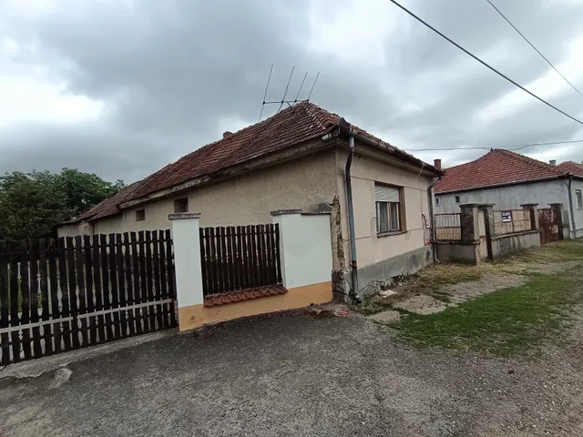 Eladó ház Hatvan 110 nm