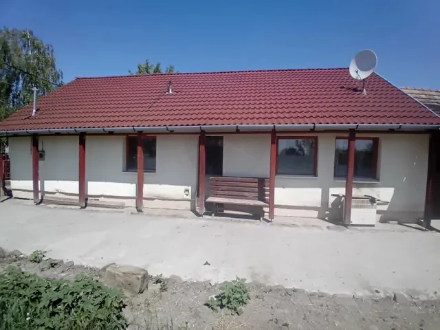 Eladó ház Detk 76 nm