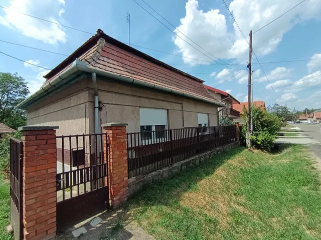 Eladó ház Ecséd 110 nm