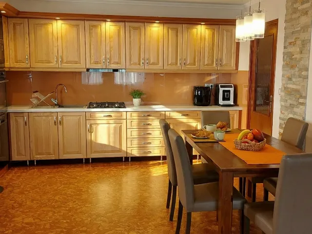 Eladó ház Orosháza 200 nm