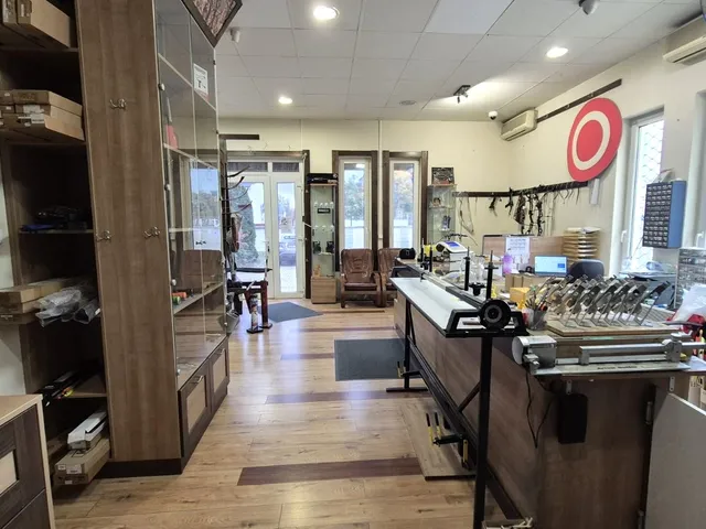 Eladó kereskedelmi és ipari ingatlan Győr, Szabadhegy 51 nm