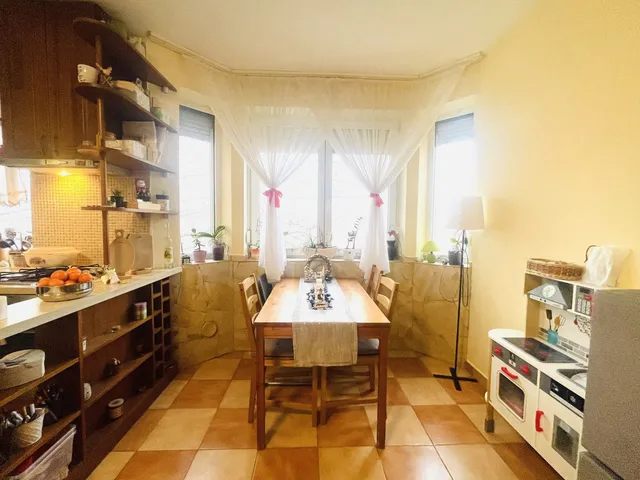 Eladó lakás Győr, Ménfőcsanak 68 nm