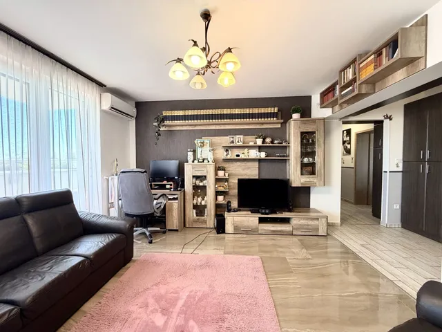 Eladó lakás Győr, Gyárváros 102 nm
