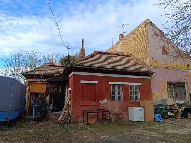 Eladó telek Szeged, Rókus, Tavasz utca 645 nm