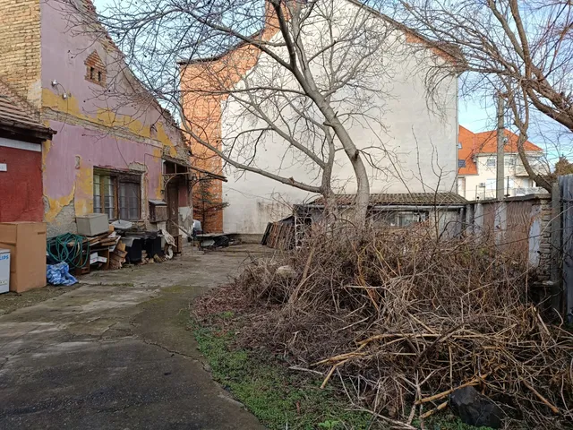 Eladó telek Szeged, Rókus, Tavasz utca 645 nm