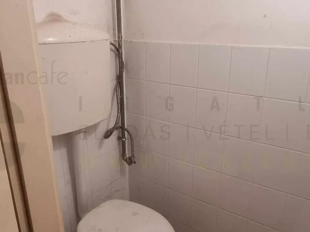 Kiadó kereskedelmi és ipari ingatlan Szeged 200 nm