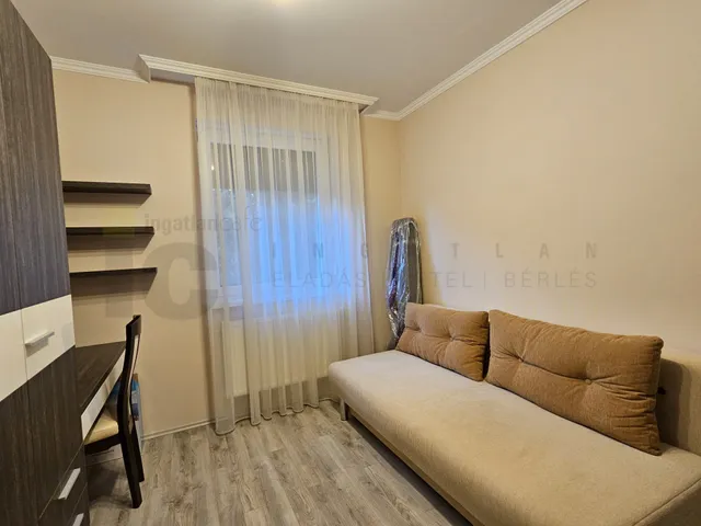 Kiadó lakás Szeged, Belváros 72 nm