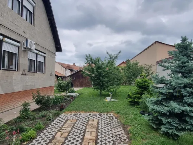 Eladó ház Szeged, Tápé 150 nm