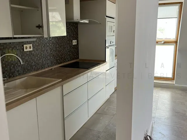 Kiadó lakás Szeged, Belváros 75 nm