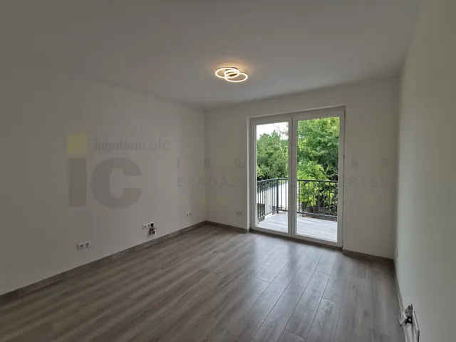 Kiadó lakás Szeged, Móraváros 36 nm