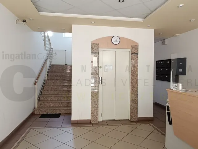 Eladó kereskedelmi és ipari ingatlan Szeged, Belváros 211 nm