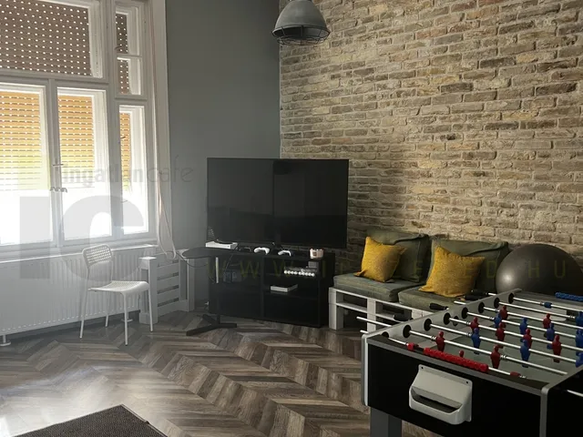 Eladó lakás Szeged, Belváros, Attila utca 118 nm