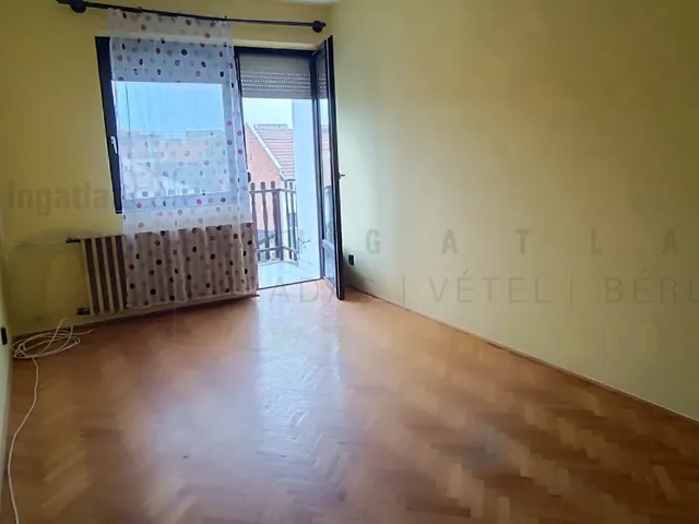 Kiadó lakás Szeged, Móraváros 36 nm