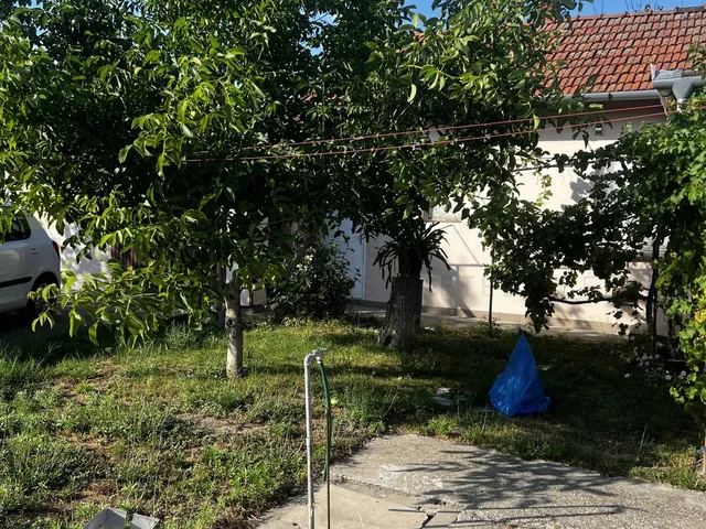 Eladó ház Szeged, Tápé, Adorján utca 100 nm