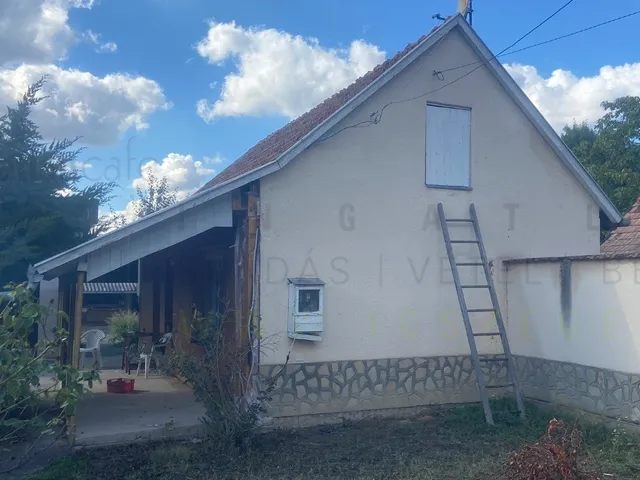 Eladó ház Szeged, Szőreg 50 nm