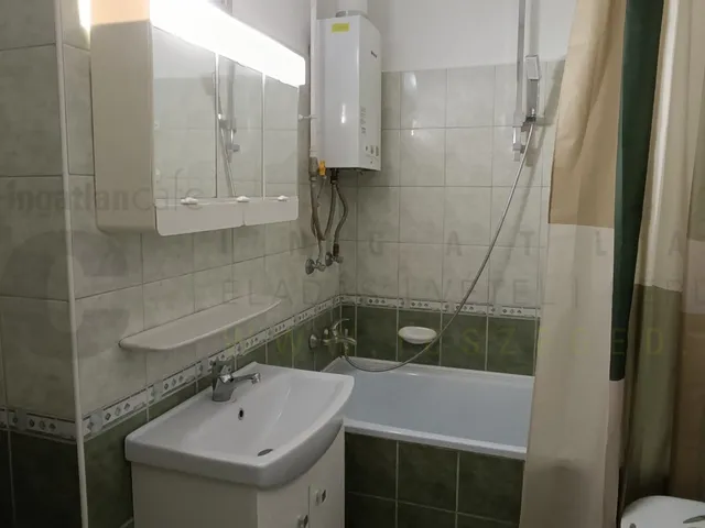 Kiadó lakás Szeged, Belváros, Bécsi körút 50 nm