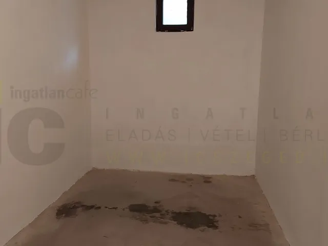 Kiadó garázs Szeged, Tarján, Bite Pál utca 15 nm