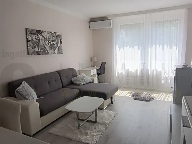 Kiadó lakás Szeged, Belváros, Roosevelt tér 40 nm