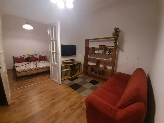 Eladó lakás Szeged, Felsőváros, Csongrádi sugárút 75 nm