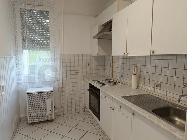 Kiadó lakás Szeged, Újszeged, Közép fasor 56 nm