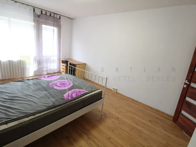 Eladó lakás Szeged, Újrókus, Zsitva sor 63 nm