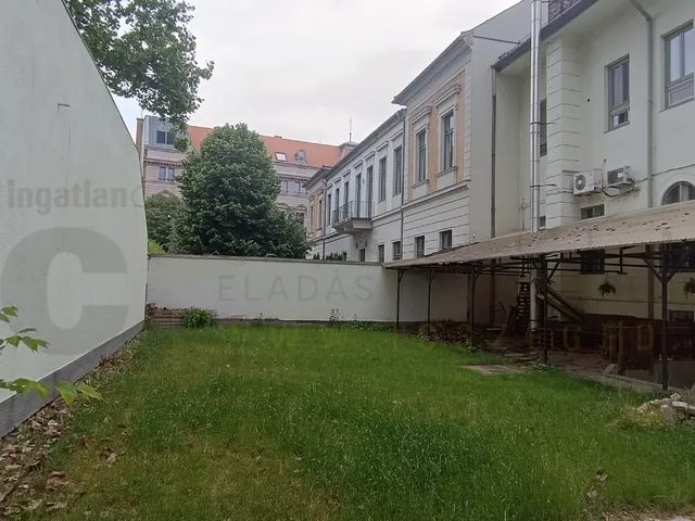 Eladó kereskedelmi és ipari ingatlan Szeged, Belváros 803 nm