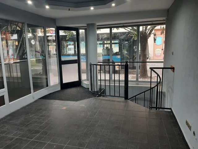 Kiadó kereskedelmi és ipari ingatlan Szeged, Belváros, Mikszáth Kálmán utca 57 nm