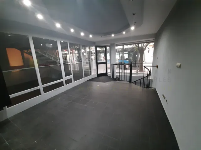 Kiadó kereskedelmi és ipari ingatlan Szeged, Belváros, Mikszáth Kálmán utca 57 nm