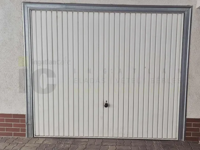 Eladó garázs Szeged, Felsőváros 28 nm