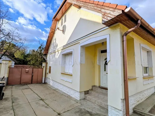 Eladó ház Baja 175 nm